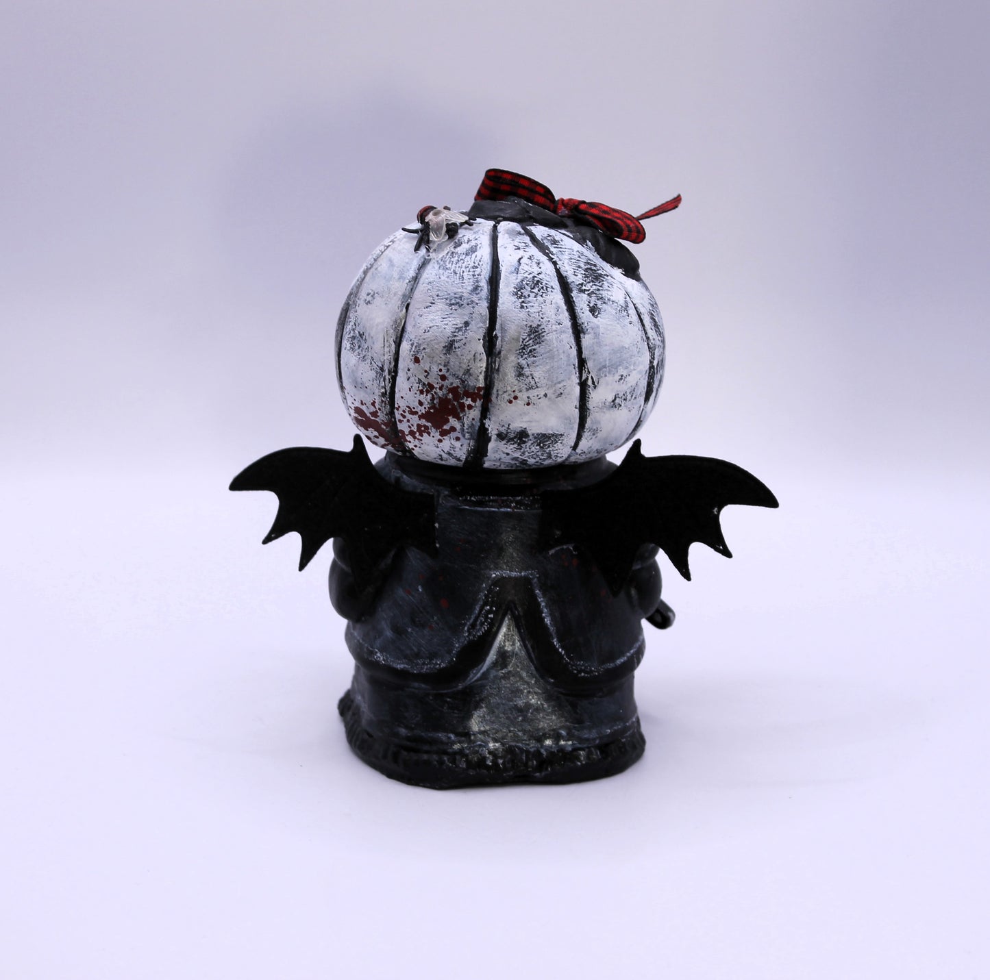 Bloodberry Batling macabre decor